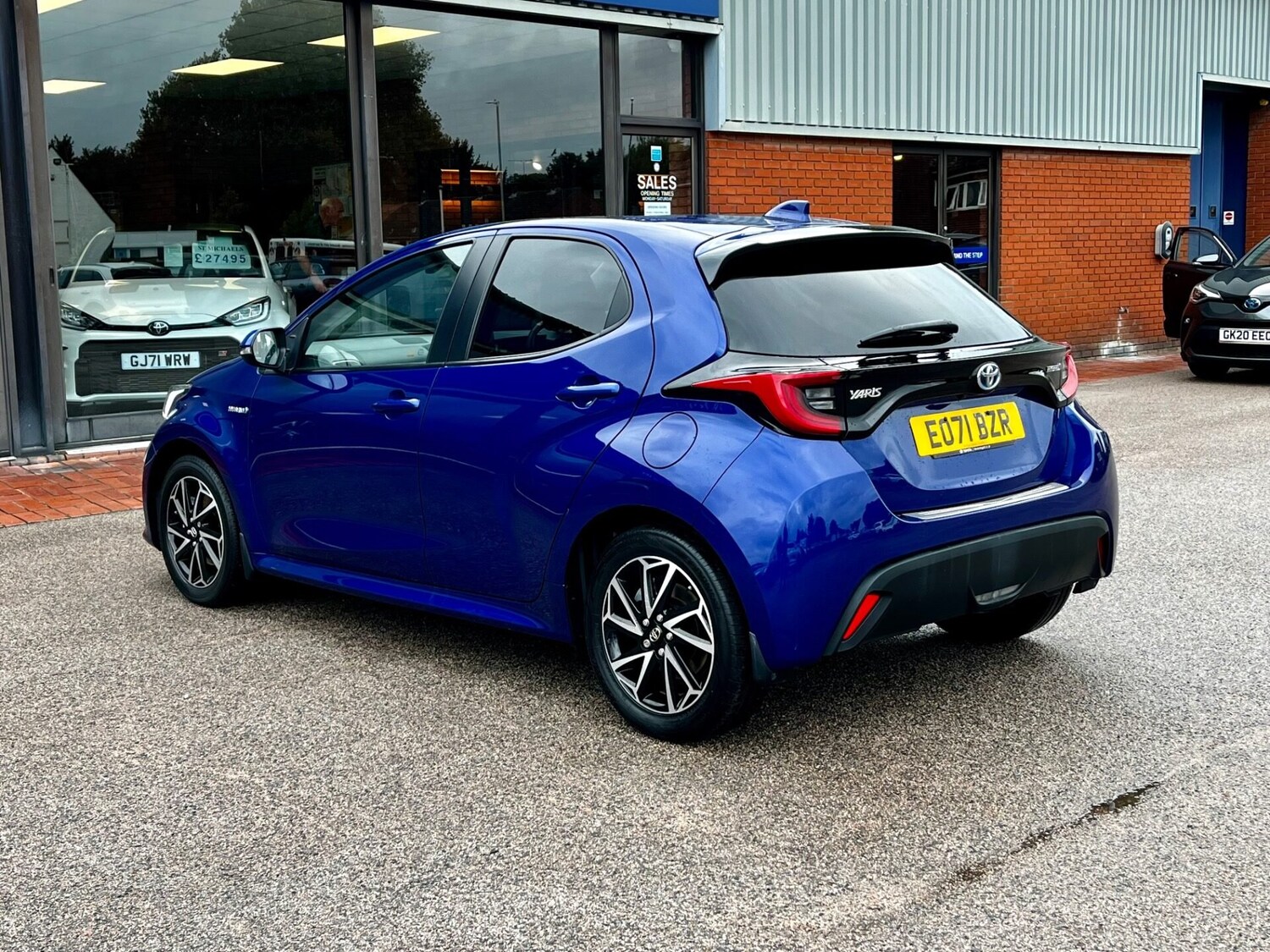 Used Toyota Yaris 2021 for sale - 75737710: Photo 9