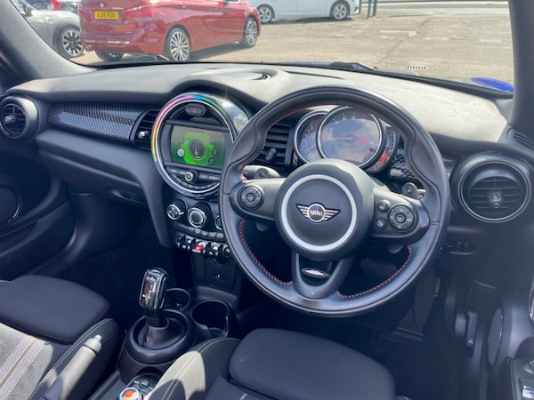 Used MINI Convertible 2018 for sale - 75605071: Photo 17