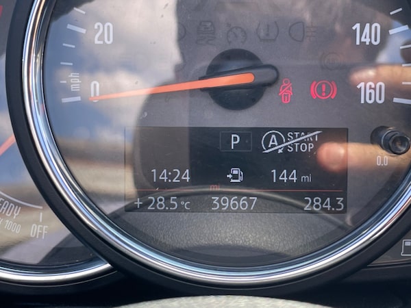 Used MINI Convertible 2018 for sale - 75605071: Photo 21