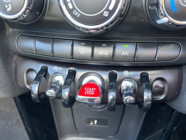 Used MINI Convertible 2018 for sale - 75605071: Photo 34