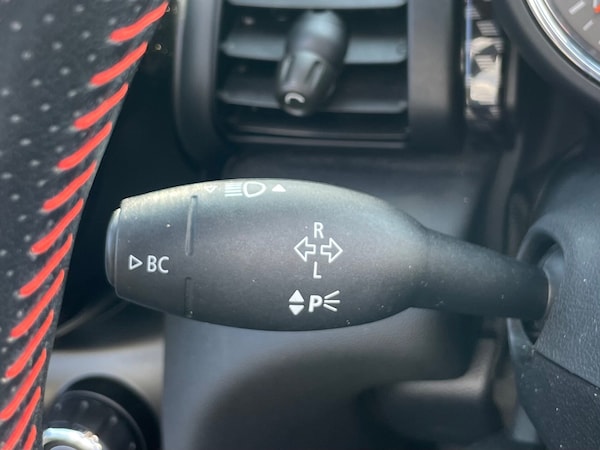 Used MINI Convertible 2018 for sale - 75605071: Photo 42