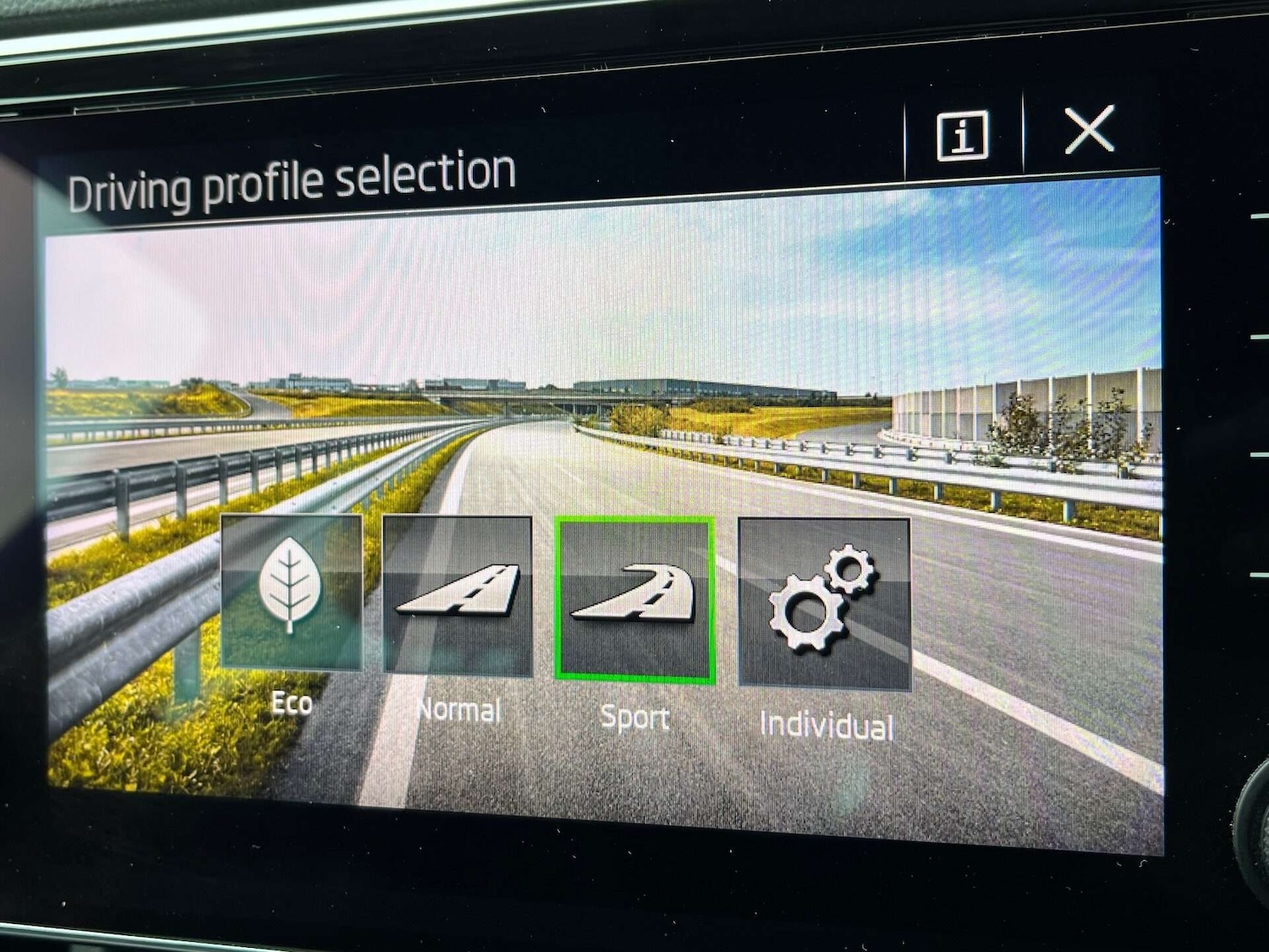 Used Skoda Superb 2022 for sale - 76905338: Photo 52