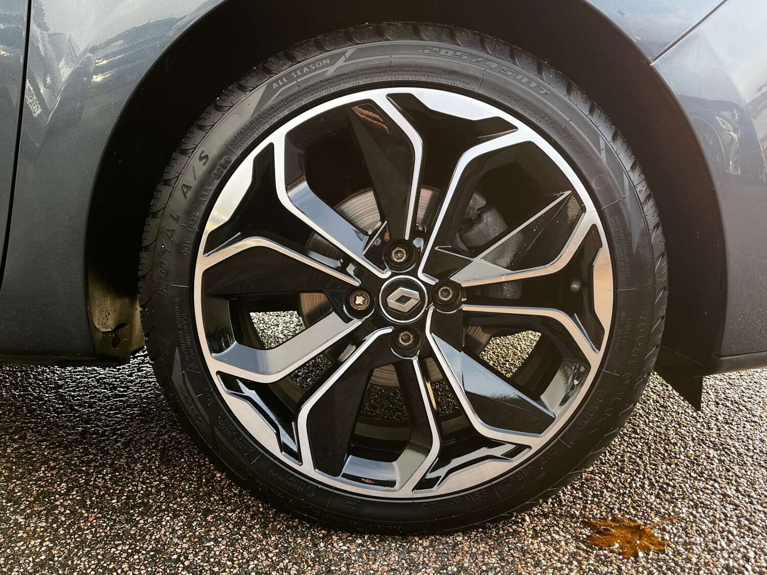 Used Renault Clio 2019 for sale - 76957769: Photo 15