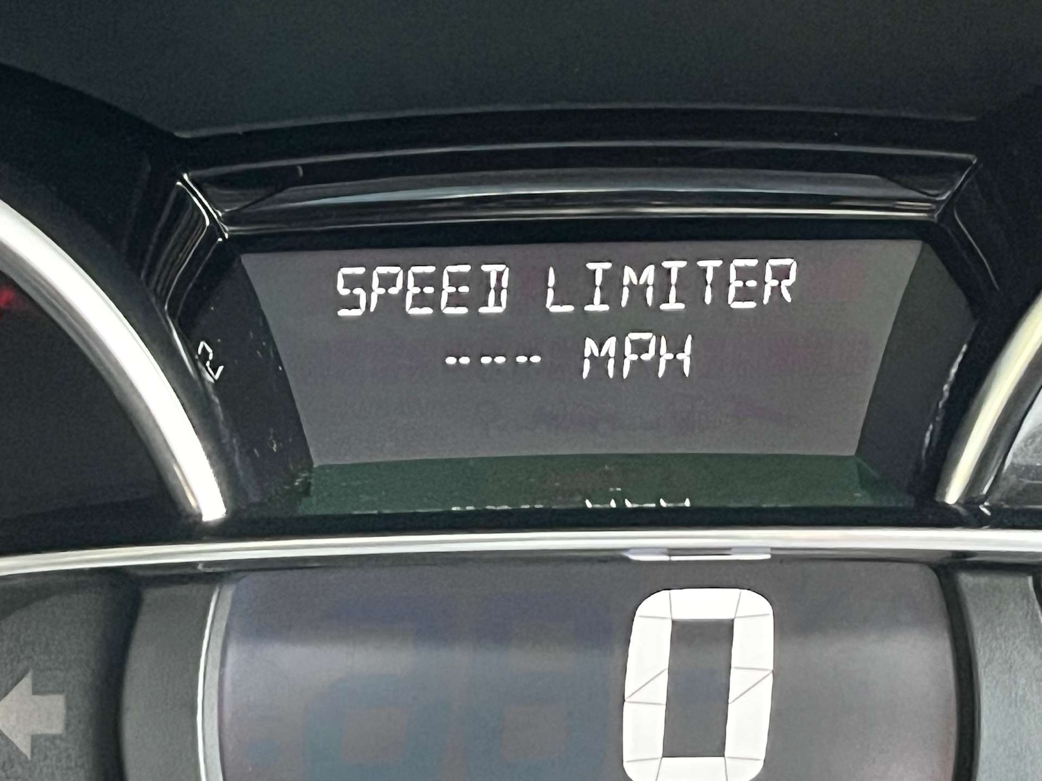 Used Renault Clio 2019 for sale - 76957769: Photo 25