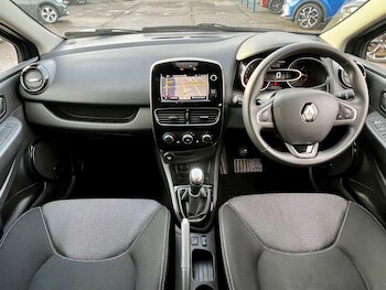 Used Renault Clio 2019 for sale - 76957769: Photo