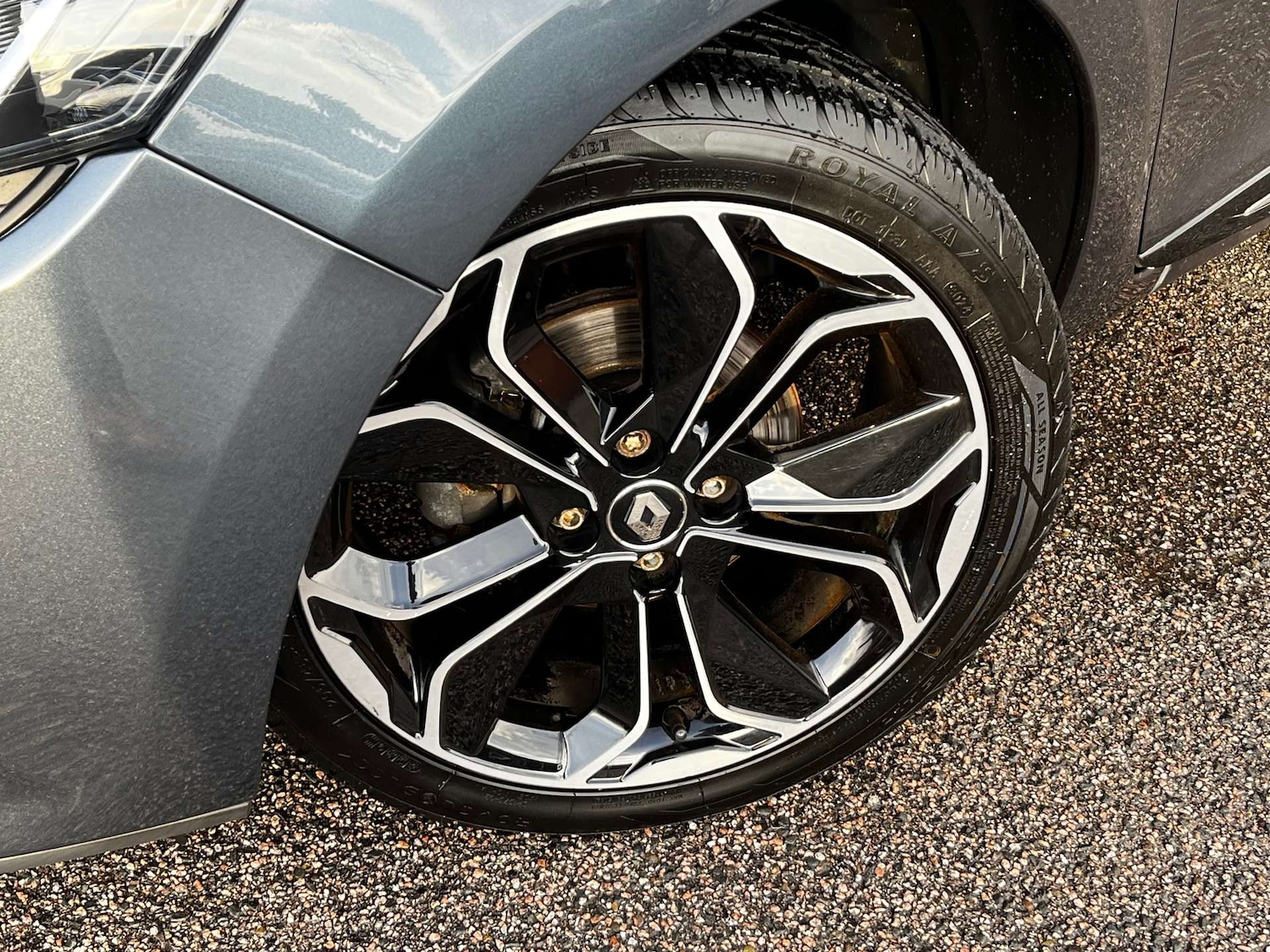 Used Renault Clio 2019 for sale - 76957769: Photo 3