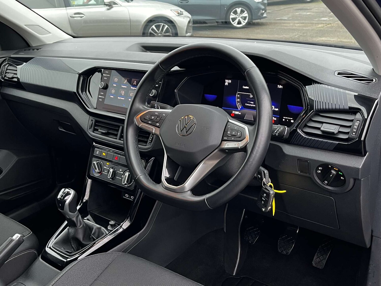 Used Volkswagen T-Cross 2022 for sale - 76980047: Photo 18