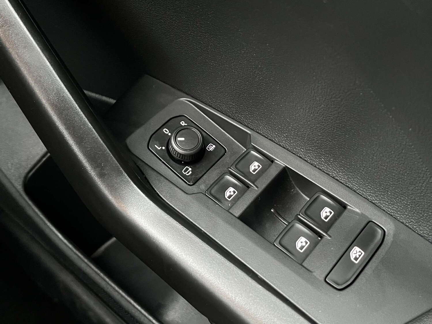 Used Volkswagen T-Cross 2022 for sale - 76980047: Photo 61