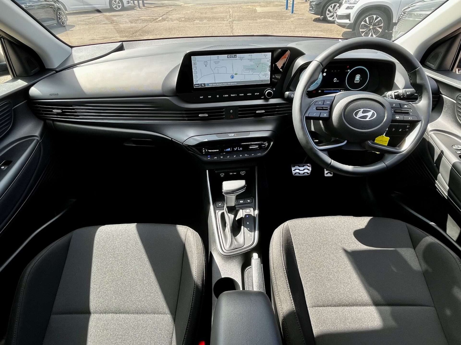 Used Hyundai BAYON 2024 for sale - 76905306: Photo 2