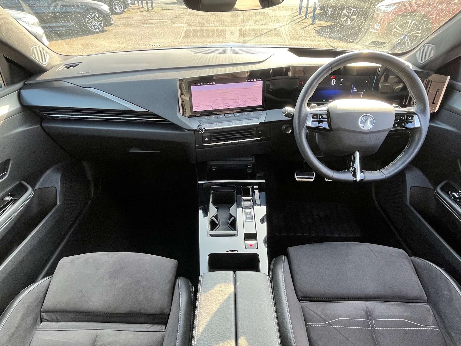 Used Vauxhall Astra 2022 for sale - 77603985: Photo 2