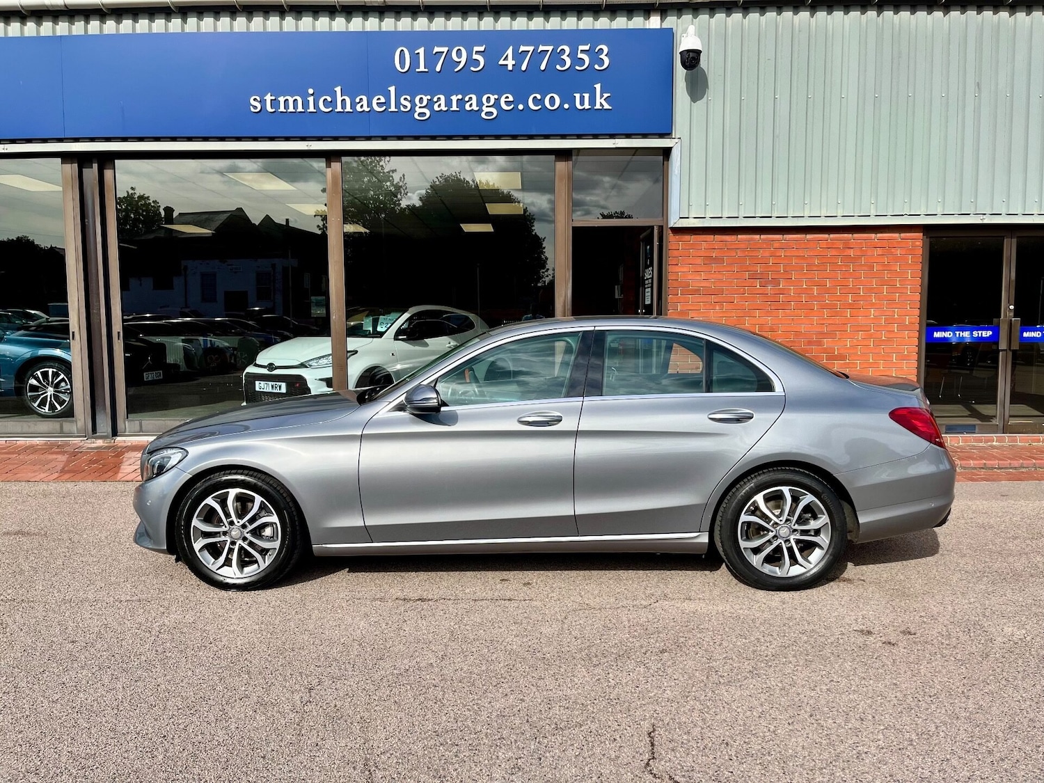Used Mercedes-Benz C Class 2016 for sale - 76077902: Photo 11