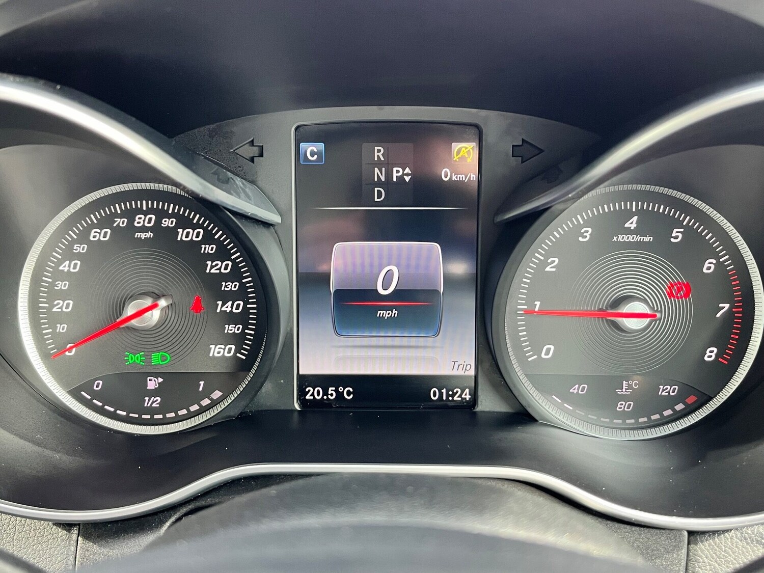 Used Mercedes-Benz C Class 2016 for sale - 76077902: Photo 21