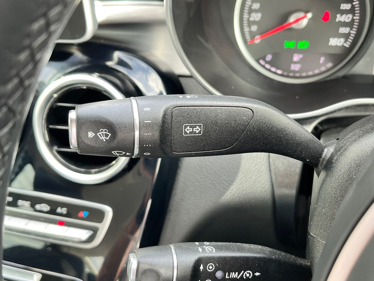 Used Mercedes-Benz C Class 2016 for sale - 76077902: Photo 61