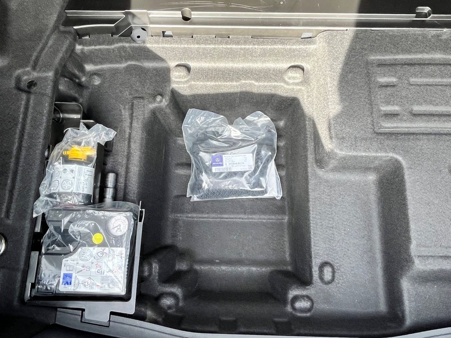 Used Mercedes-Benz C Class 2016 for sale - 76077902: Photo 78