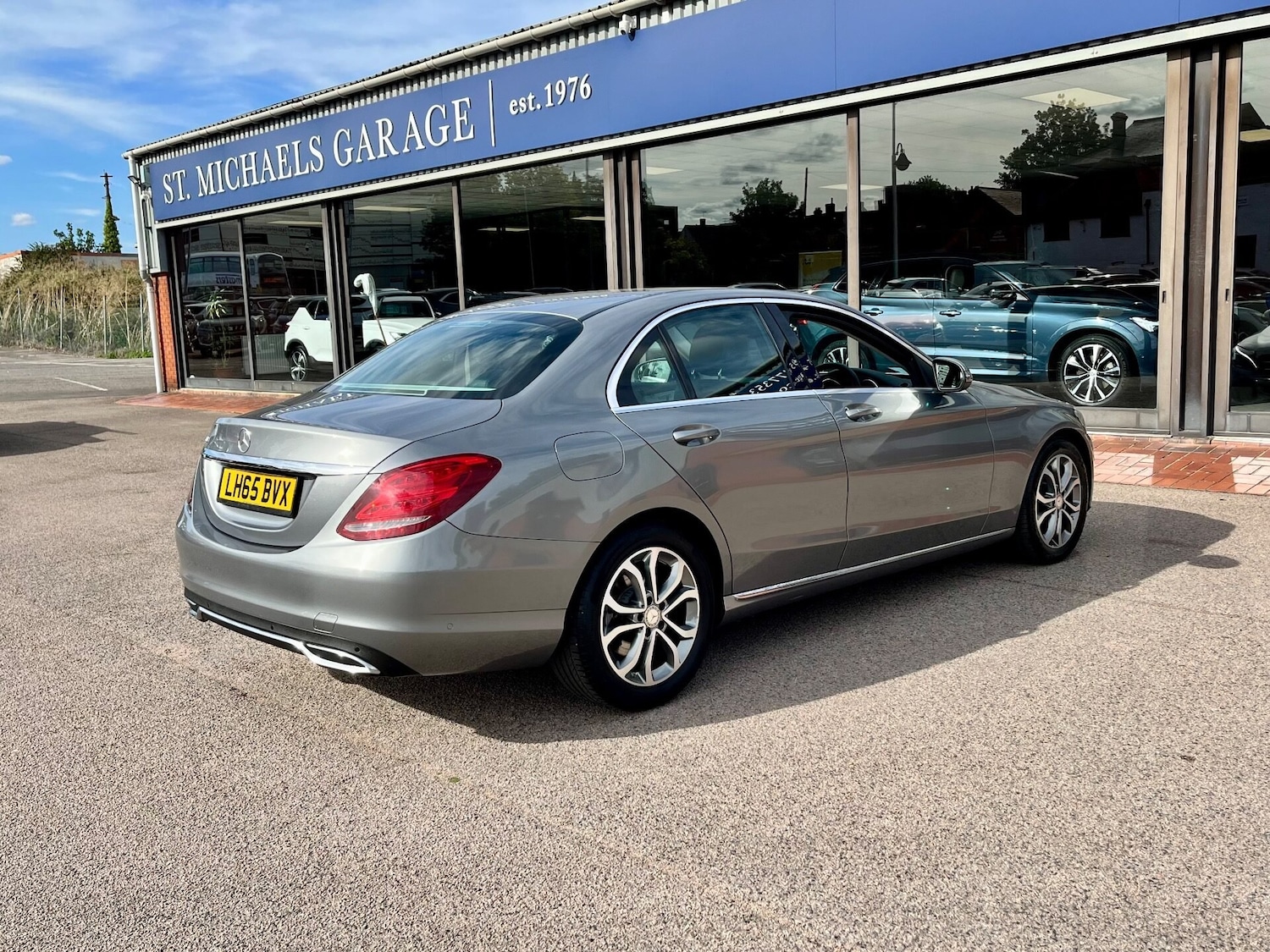 Used Mercedes-Benz C Class 2016 for sale - 76077902: Photo 8