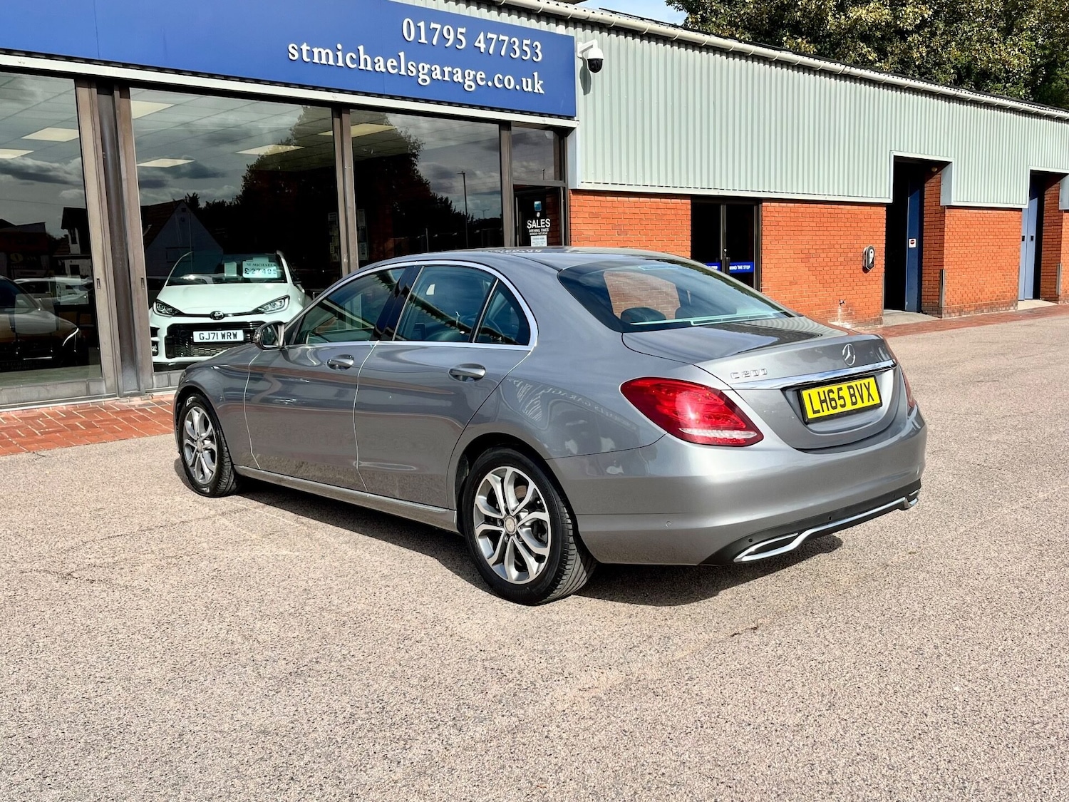 Used Mercedes-Benz C Class 2016 for sale - 76077902: Photo 9