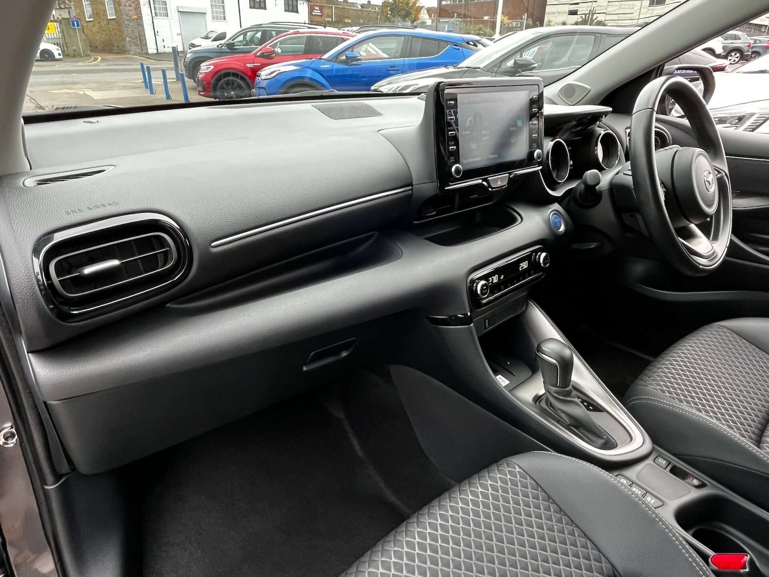 Used Mazda Mazda2 HYBRID 2023 for sale - 76905361: Photo 17