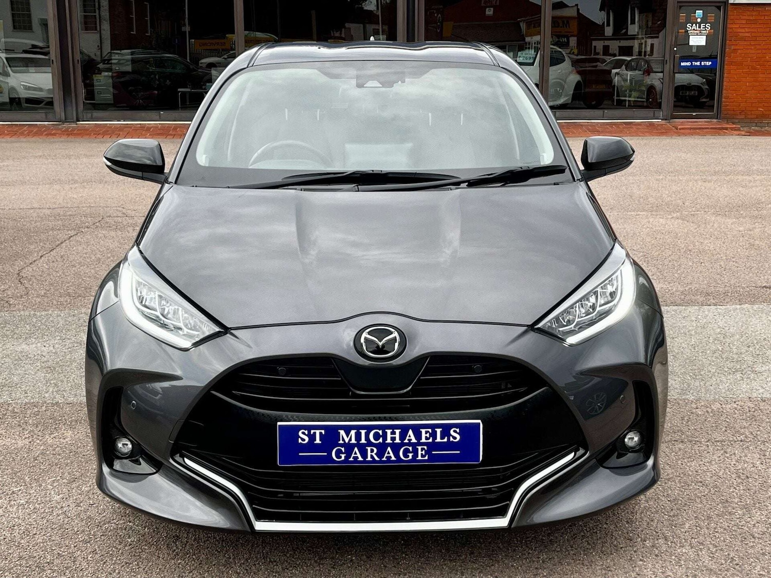 Used Mazda Mazda2 HYBRID 2023 for sale - 76905361: Photo 5