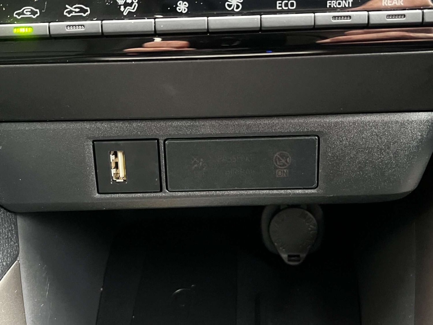 Used Mazda Mazda2 HYBRID 2023 for sale - 76905361: Photo 52