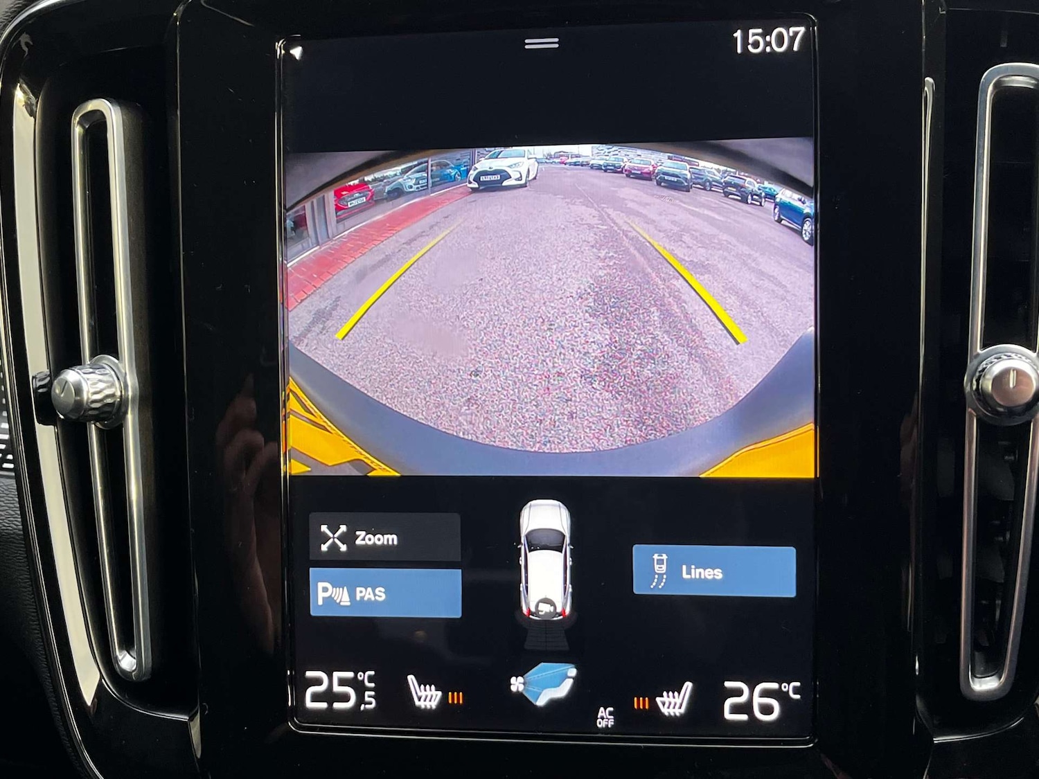 Used Volvo XC40 2021 for sale - 77200733: Photo 25