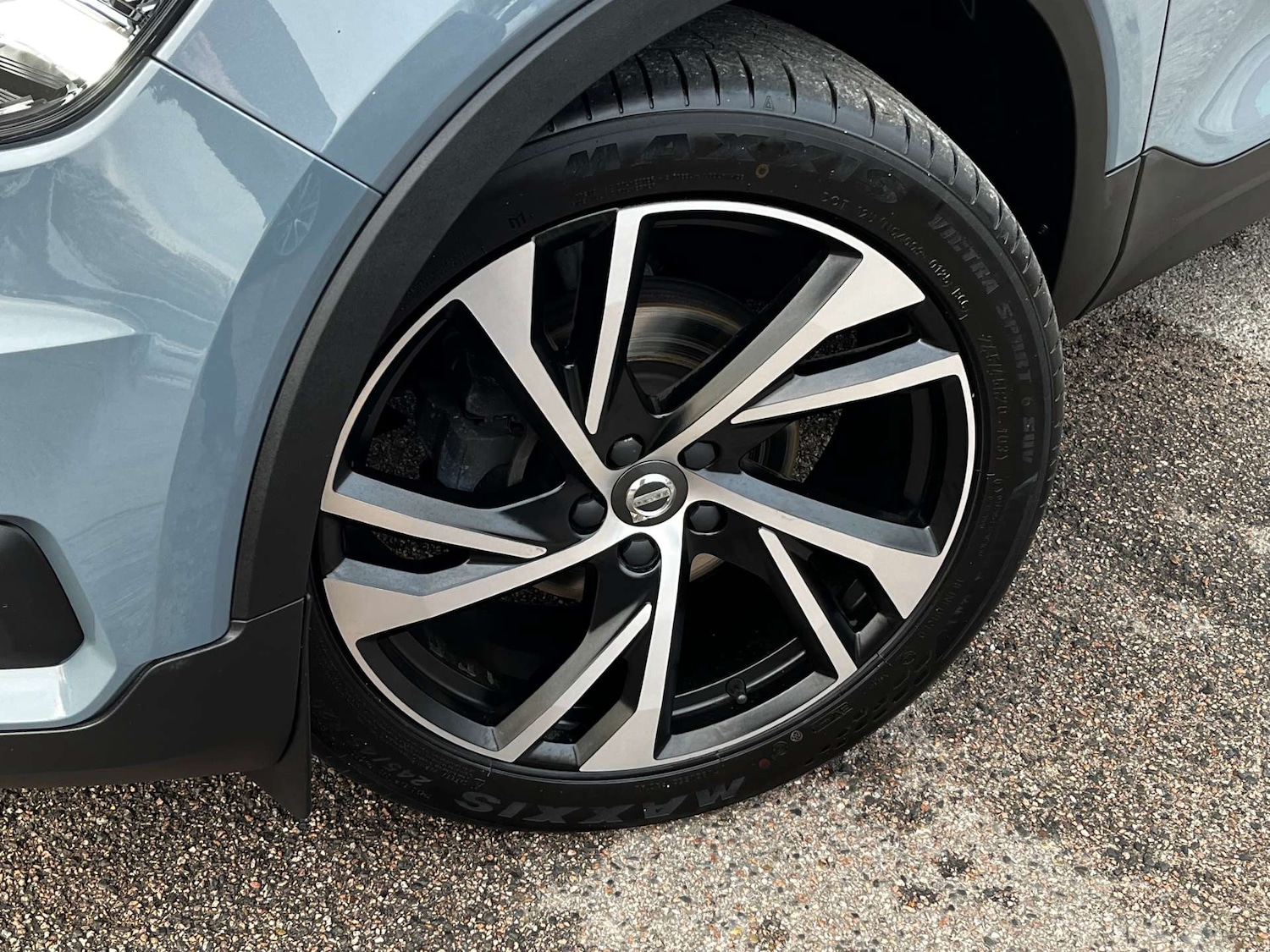 Used Volvo XC40 2021 for sale - 77200733: Photo 3