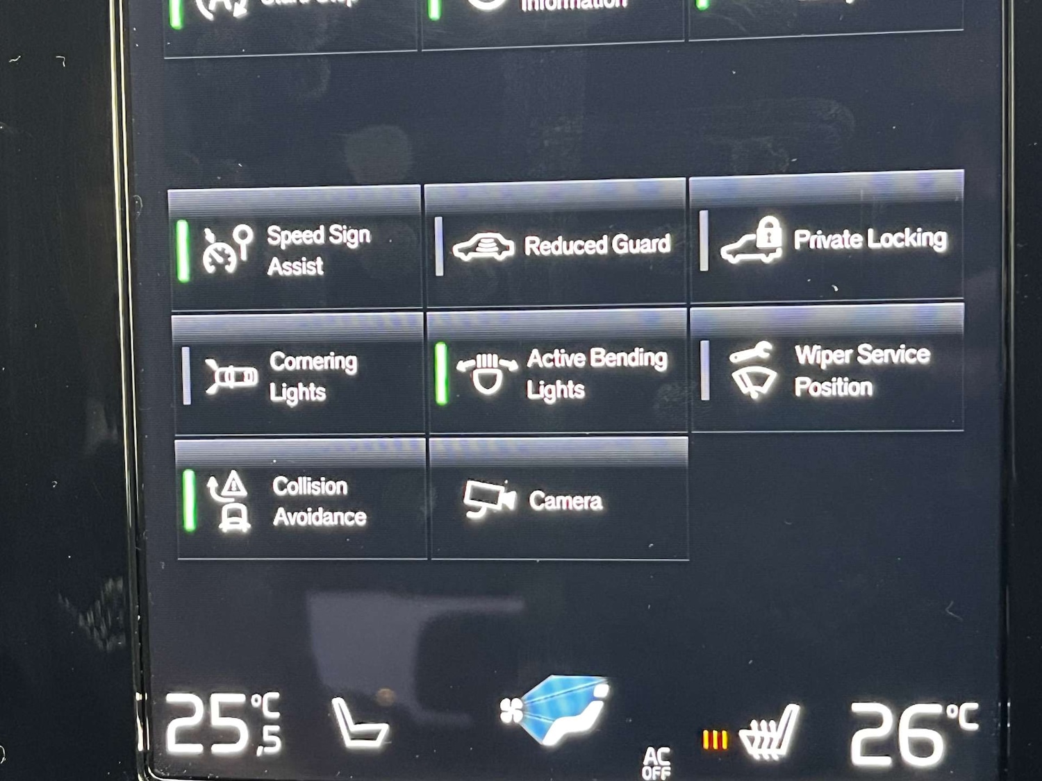 Used Volvo XC40 2021 for sale - 77200733: Photo 30