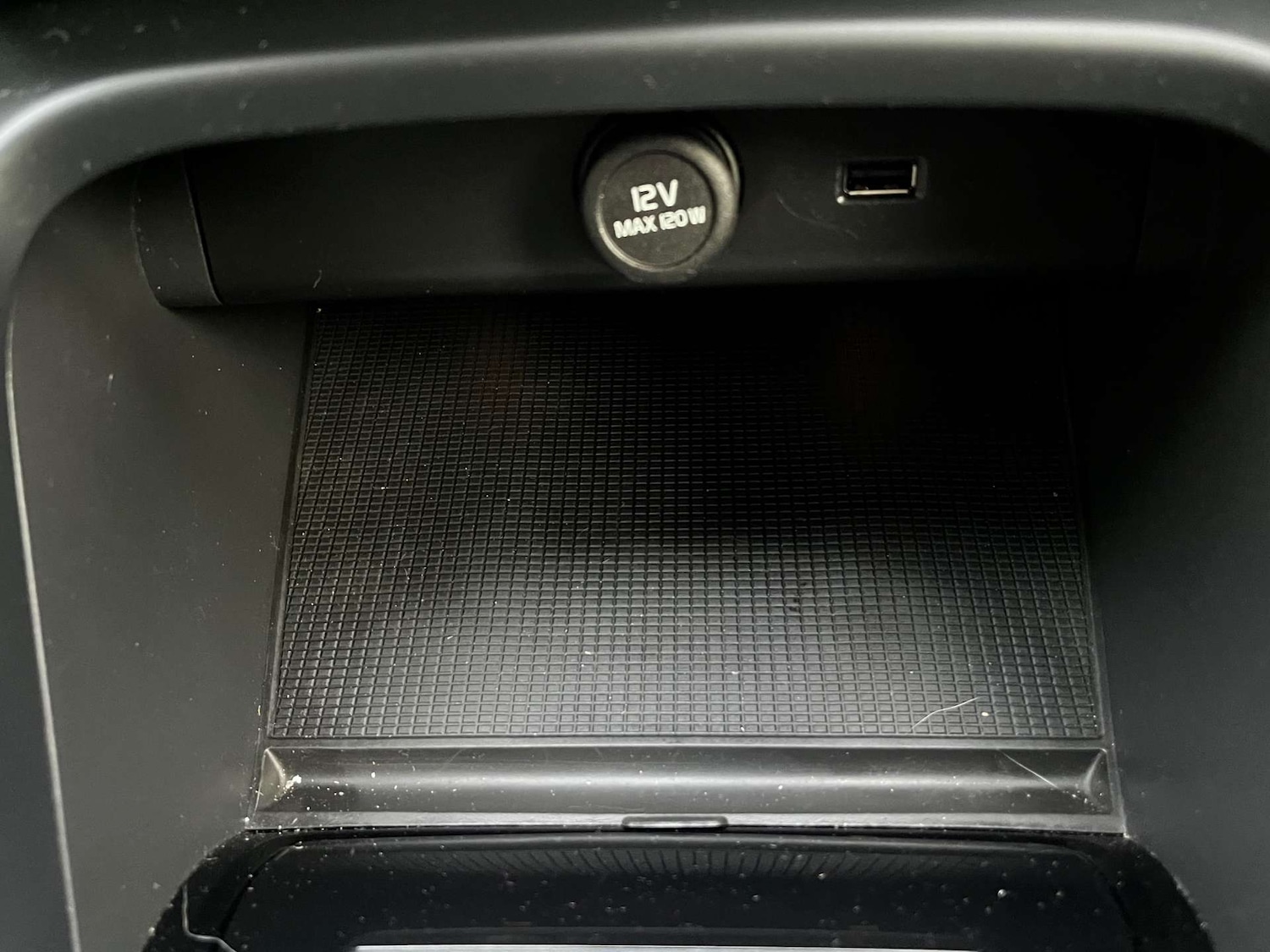 Used Volvo XC40 2021 for sale - 77200733: Photo 48