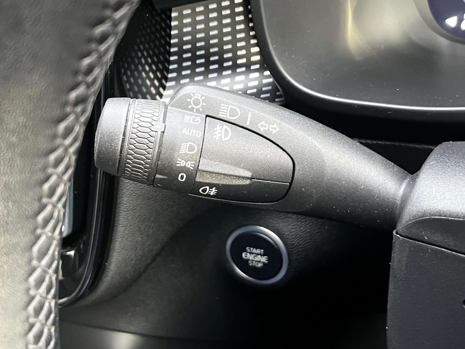 Used Volvo XC40 2021 for sale - 77200733: Photo 54