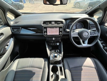 Used Nissan Leaf 2023 for sale - 78994998: Photo
