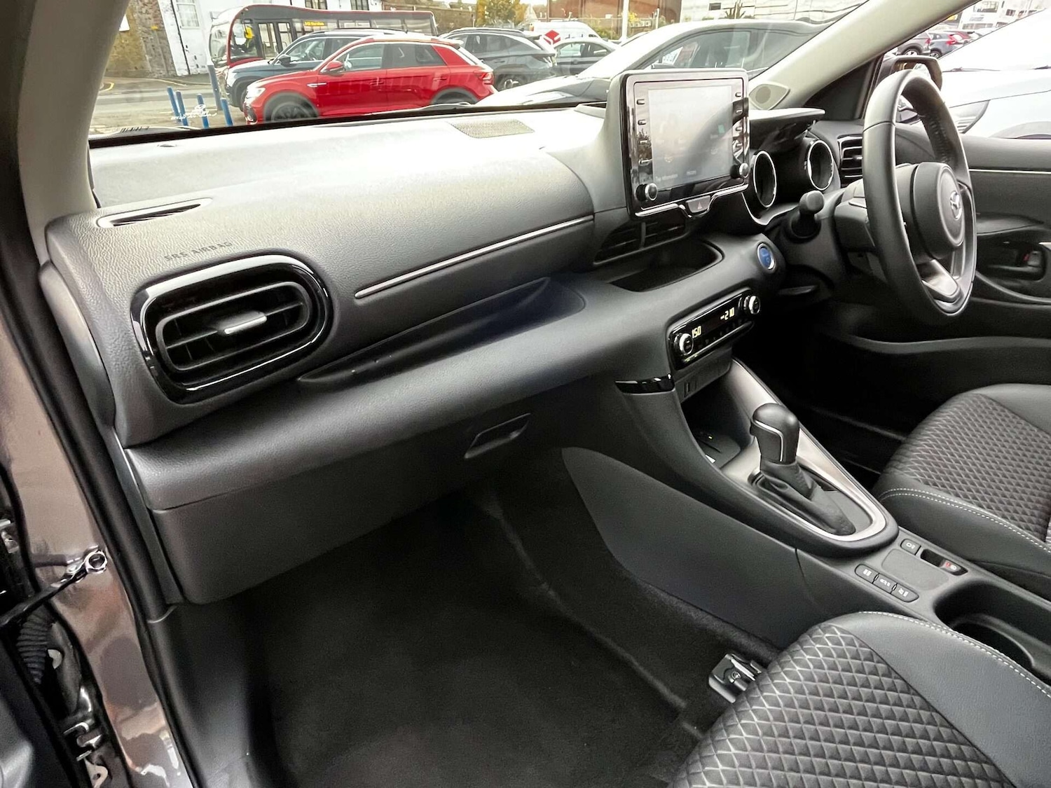 Used Mazda Mazda2 HYBRID 2022 for sale - 76905367: Photo 17