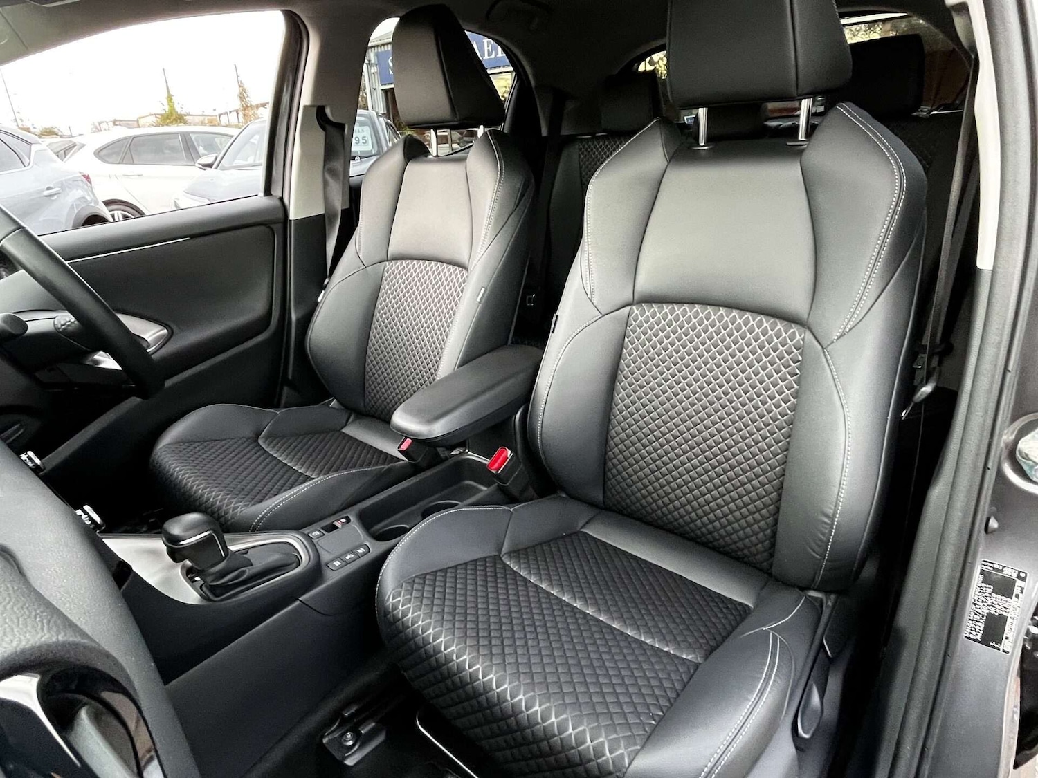 Used Mazda Mazda2 HYBRID 2022 for sale - 76905367: Photo 63