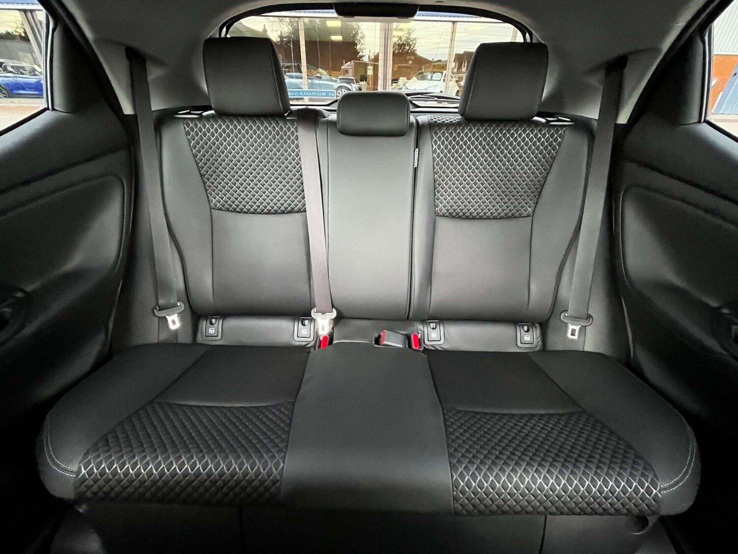 Used Mazda Mazda2 HYBRID 2022 for sale - 76905367: Photo 64