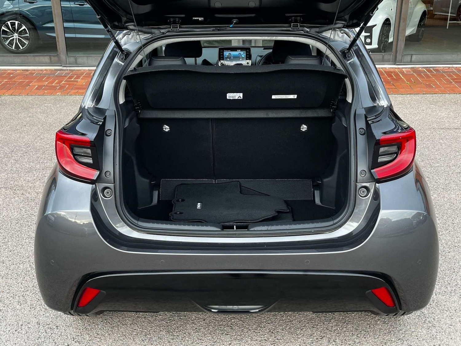 Used Mazda Mazda2 HYBRID 2022 for sale - 76905367: Photo 66