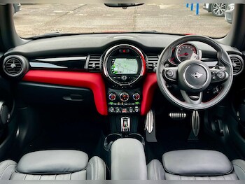 Used MINI Hatch 2019 for sale - 77301727: Photo