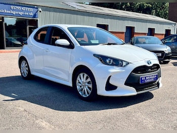 Used Toyota Yaris 2022 for sale - 79308011: Photo