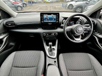 Used Toyota Yaris 2022 for sale - 77211792: Photo