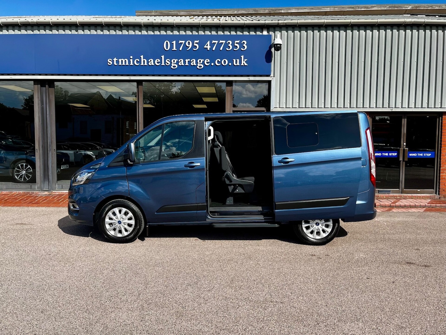 Used Ford Tourneo Custom 2023 for sale - 75999470: Photo 14