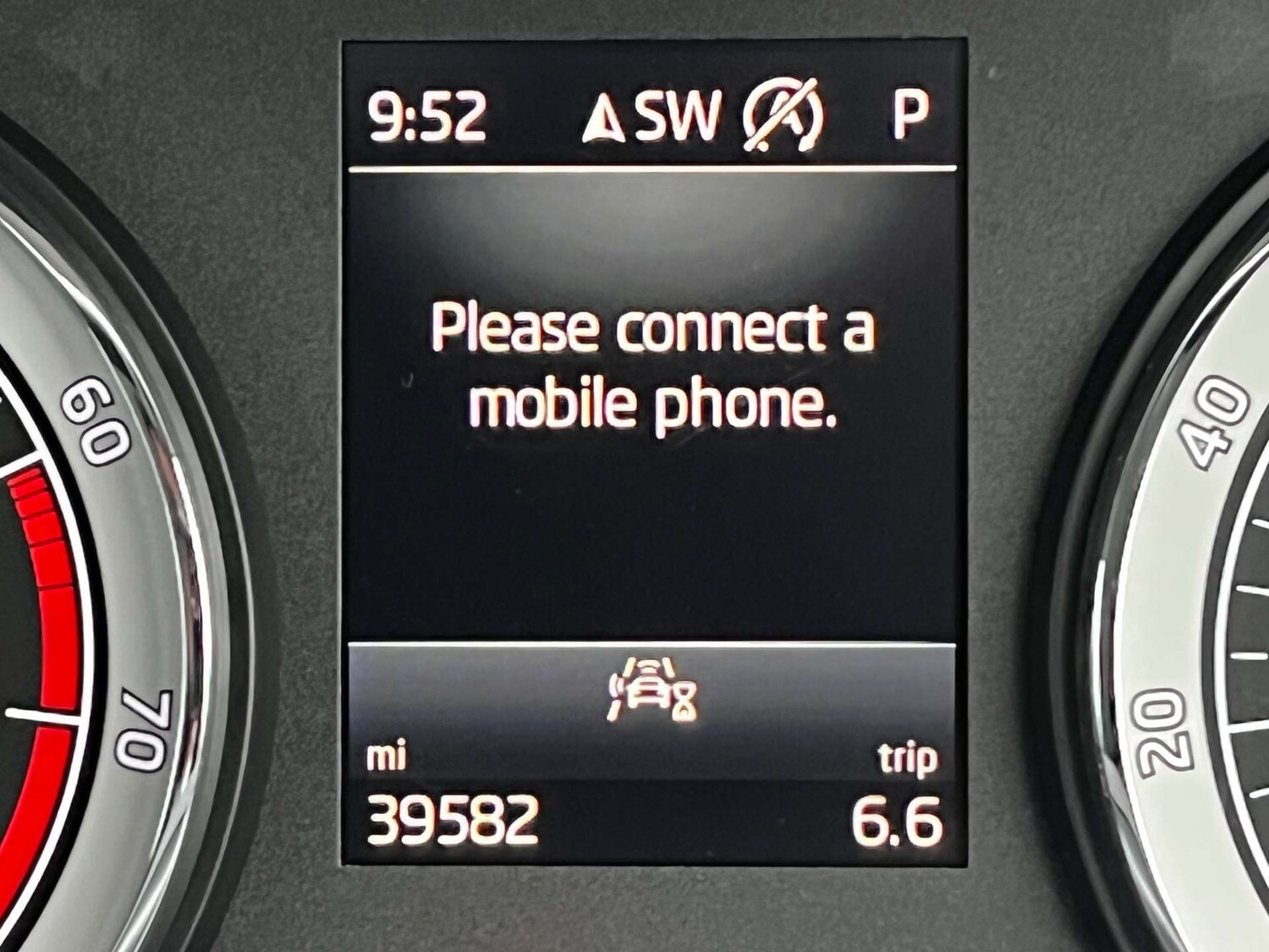 Used Skoda Karoq 2021 for sale - 76971073: Photo 28