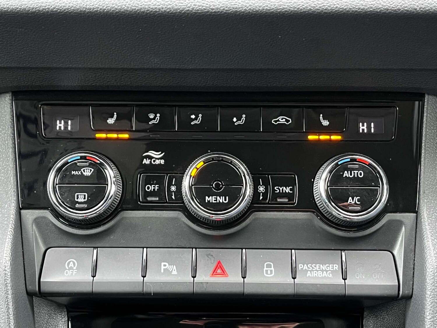 Used Skoda Karoq 2021 for sale - 76971073: Photo 52