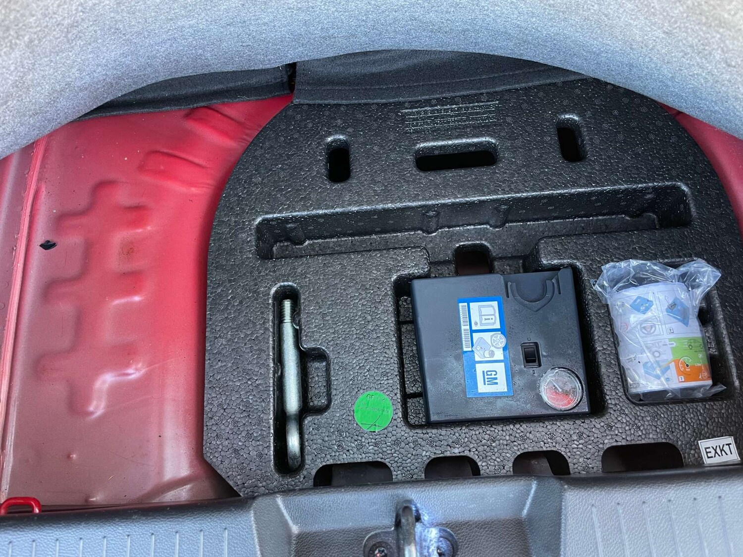 Used Vauxhall Viva 2016 for sale - 77664895: Photo 44