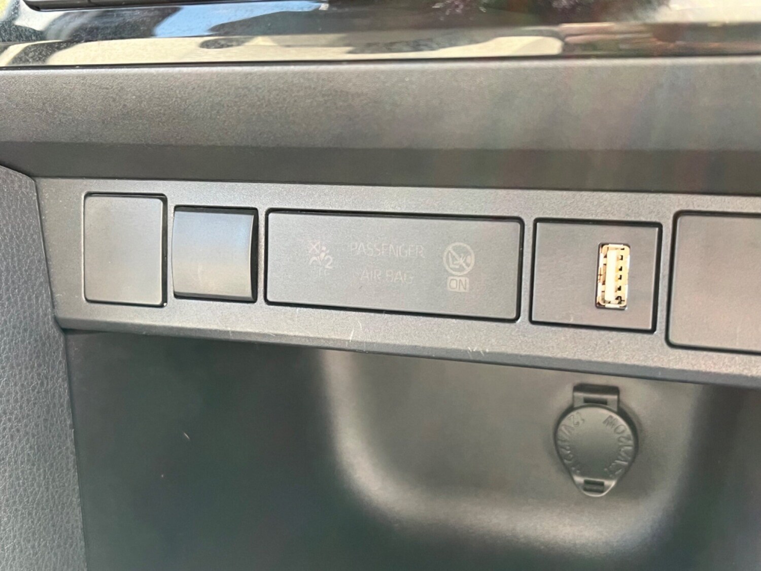 Vehicle 44