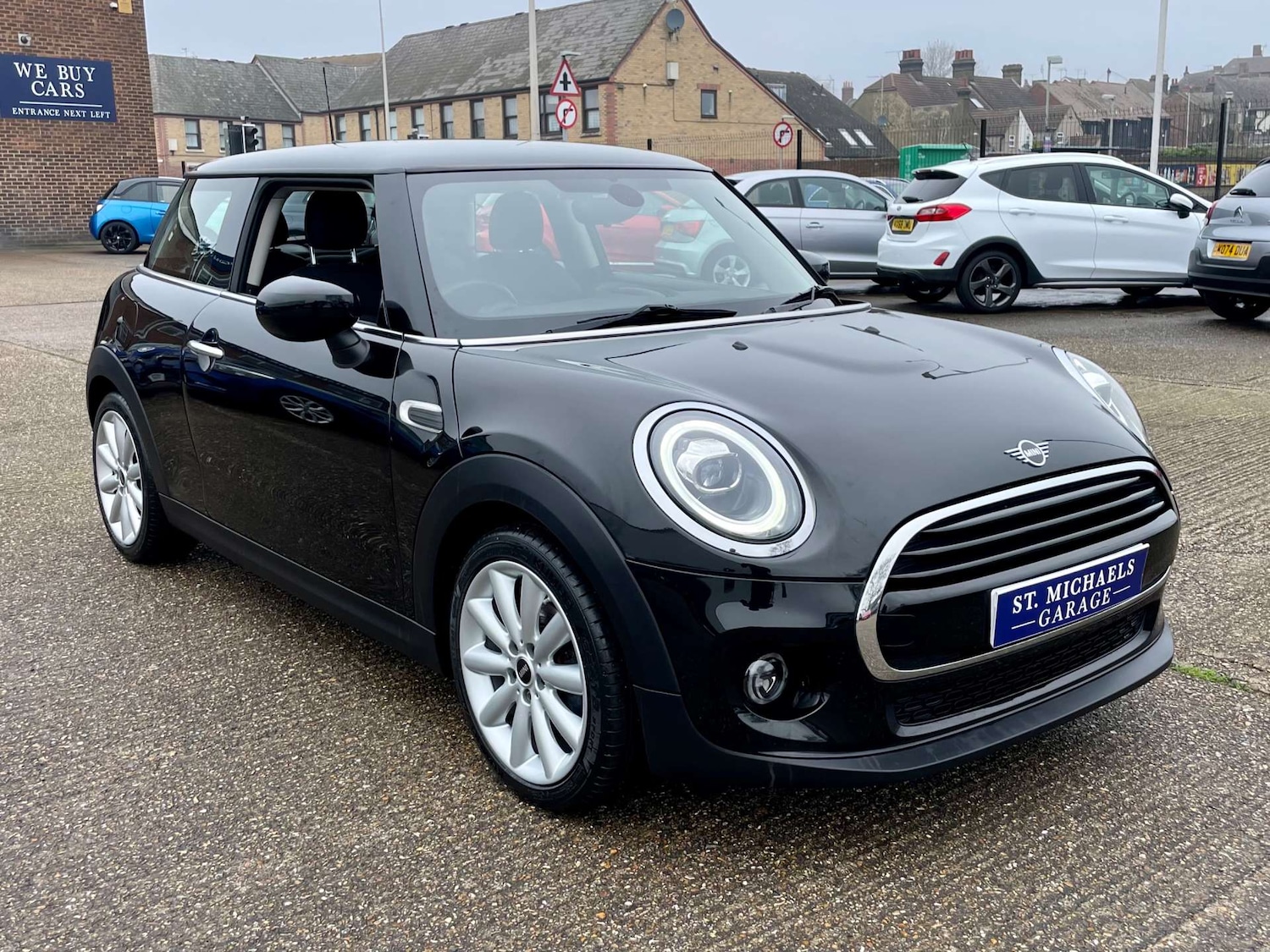 Used MINI Hatch 2021 for sale - 77803643: Photo 4