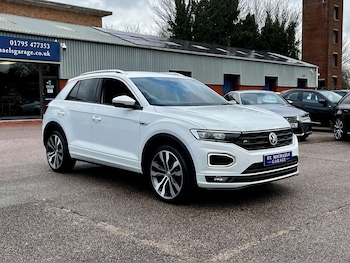Used Volkswagen T-Roc 2019 for sale - 77506808: Photo