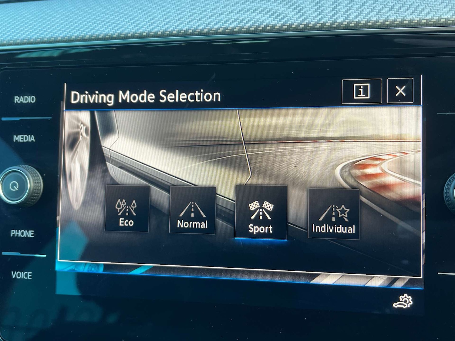 Used Volkswagen Passat 2020 for sale - 76957753: Photo 51