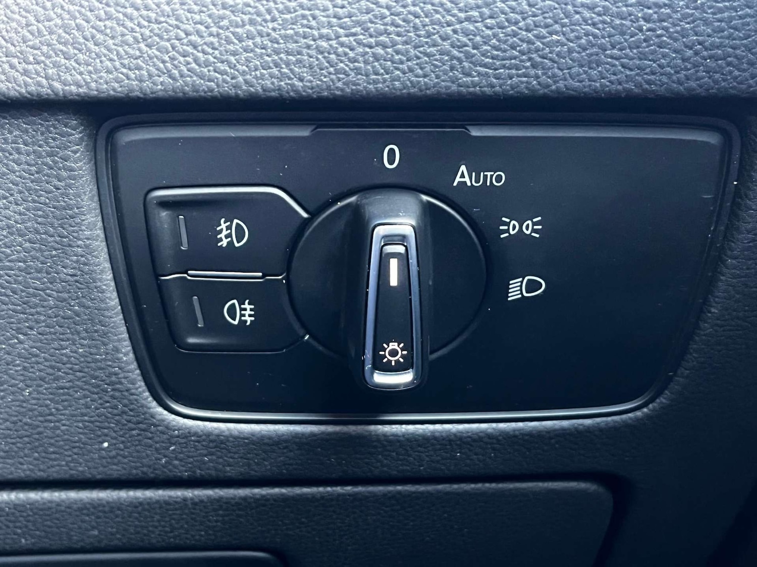 Used Volkswagen Passat 2020 for sale - 76957753: Photo 65