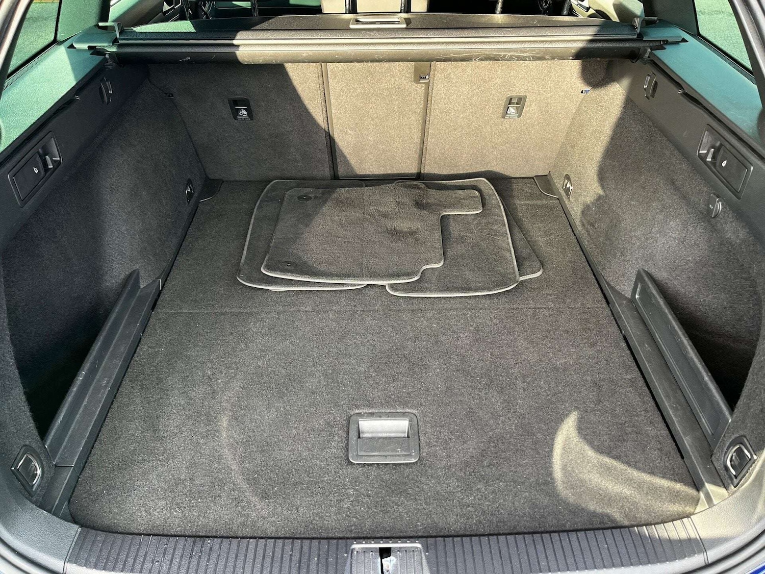 Used Volkswagen Passat 2020 for sale - 76957753: Photo 75