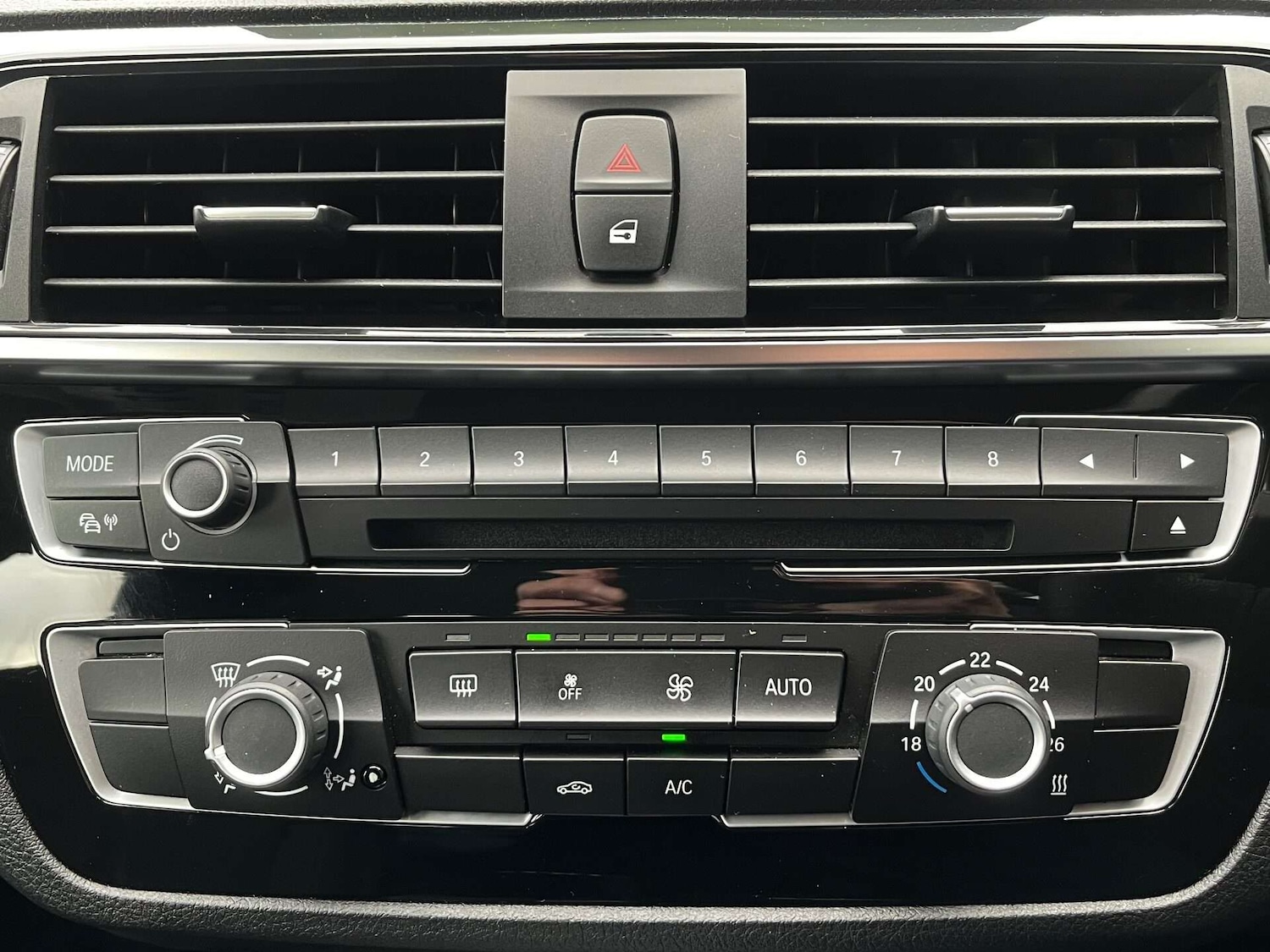 Used BMW 1 Series 2019 for sale - 76957775: Photo 40