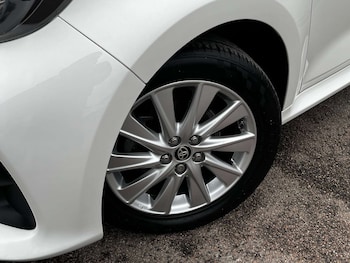 Used Toyota Yaris 2021 for sale - 76980022: Photo