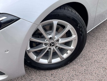 Used Mercedes-Benz A-Class 2019 for sale - 76905360: Photo