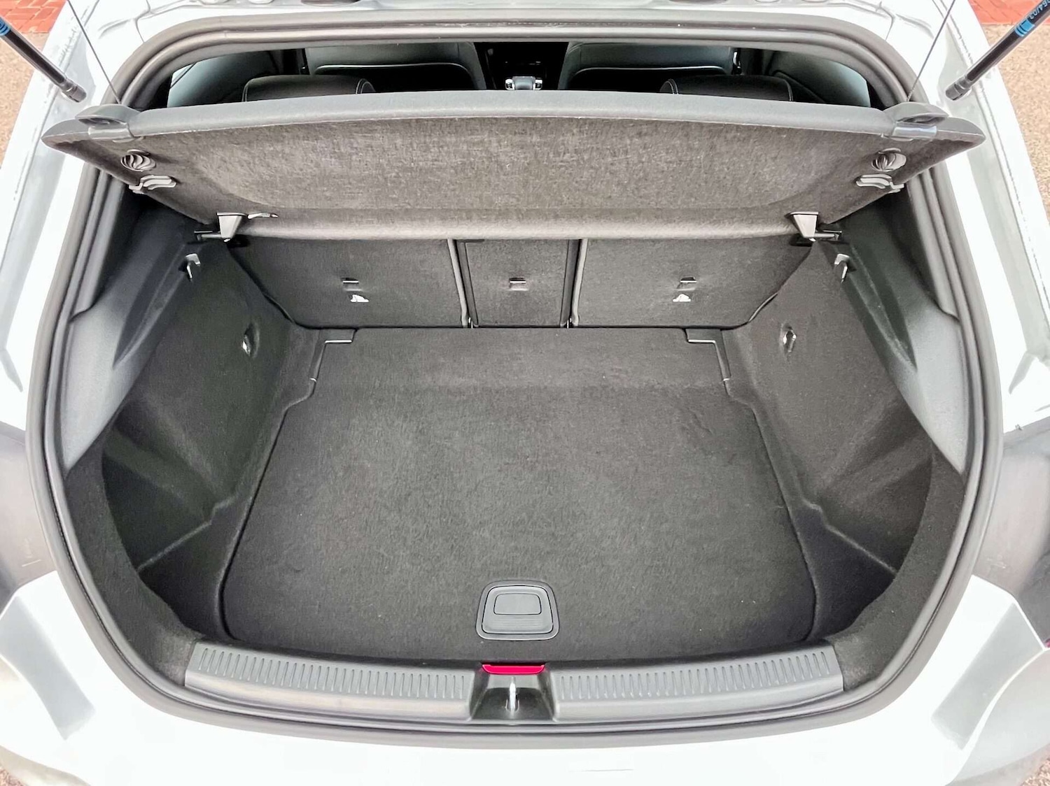 Used Mercedes-Benz A-Class 2019 for sale - 76905360: Photo 76